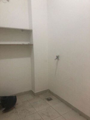 Room in 3 BHK Apartment at Emaar Emerald Floors, Sector 65 – for Rent