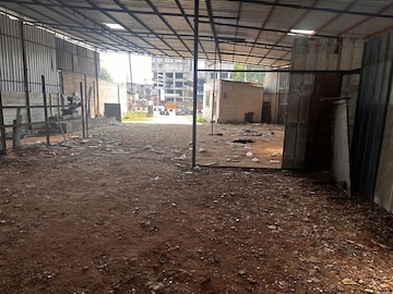 Parking in  Warehouse at Padra – for Rent