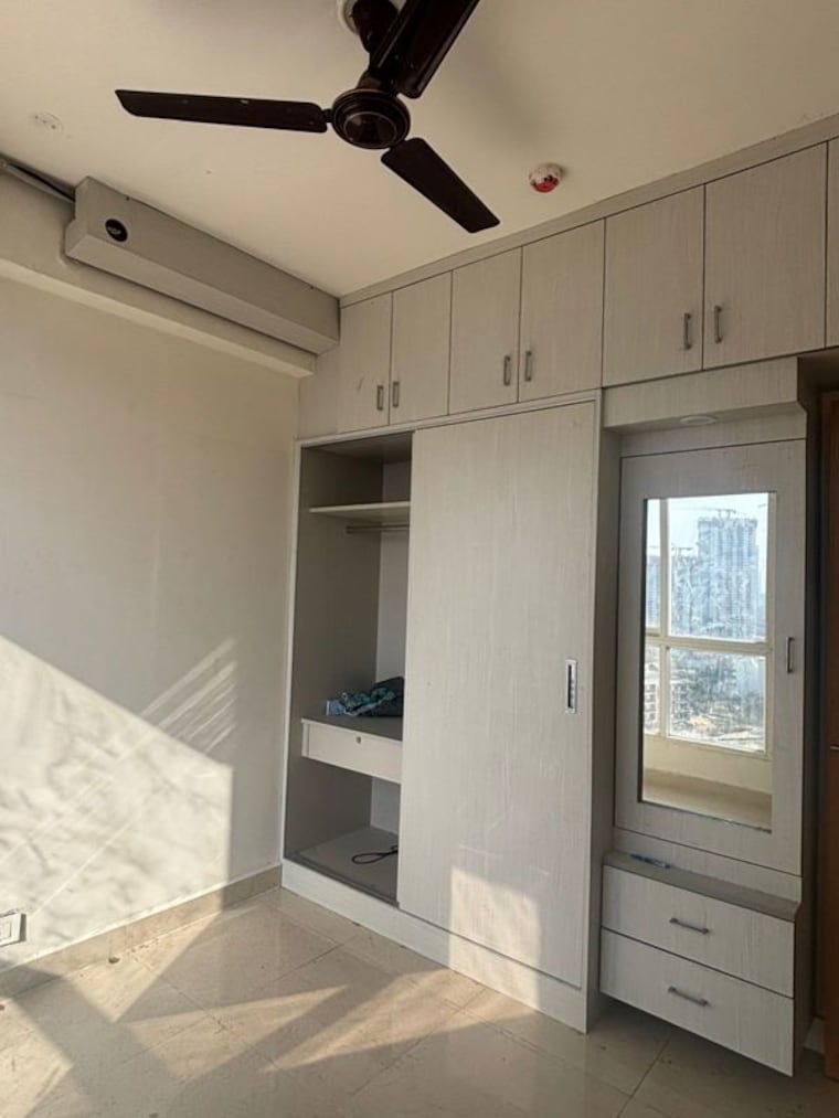 Room, signature-global-prime 2.5 Bedroom 1200 Sq.Ft. Apartment In Sector 63a Gurgaon 10056068