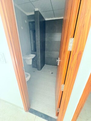 Bathroom in 3 BHK Apartment at Motia Aerogreens, Dyalpur – for Rent