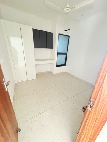 Room in 3 BHK Apartment at Motia Aerogreens, Dyalpur – for Rent