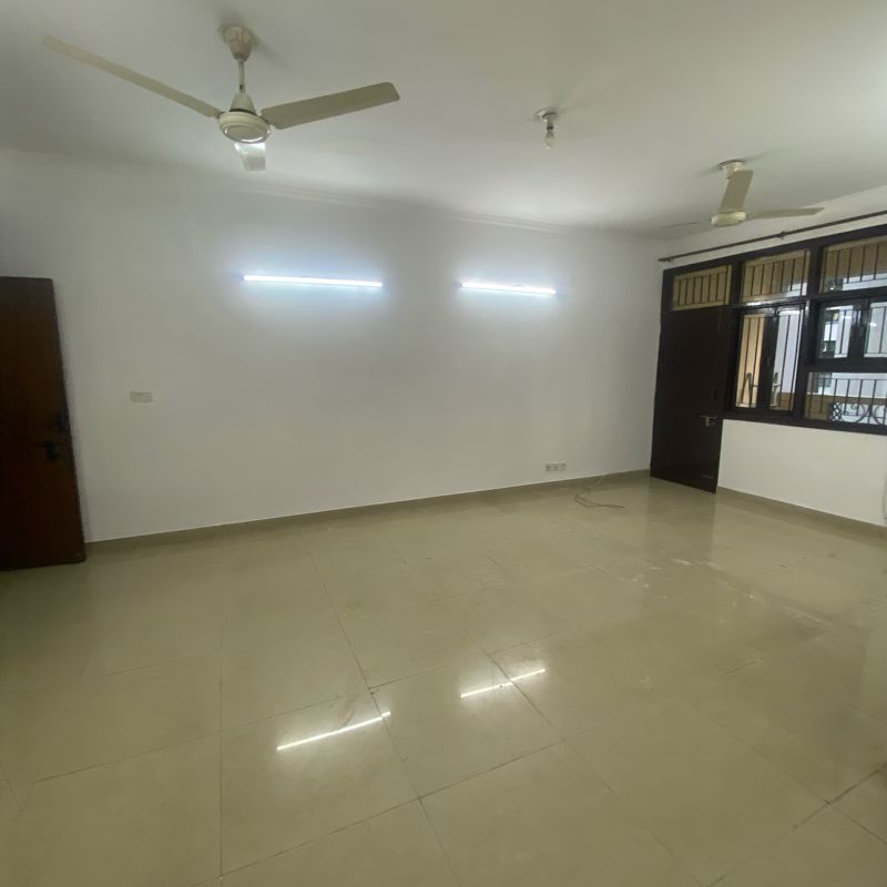 3 BHK + Extra Room Builder Floor For Rent in Sector 46