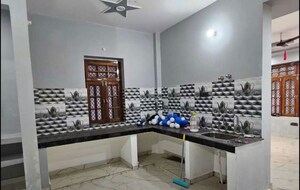 Bedroom in 2 BHK Independent House at Nishat Ganj – for Rent