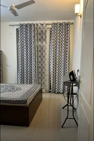 Bedroom in 2.5 BHK Builder Floor at Hazratganj – for Rent