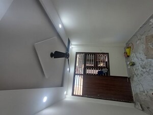 Furnished Amenities in 3.5 BHK Independent House at Palla – for Sale