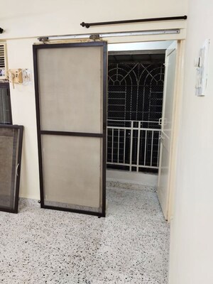 Room in 2 BHK Apartment at Lok Upvan Apartment Phase 2, Vasant Vihar – for Rent