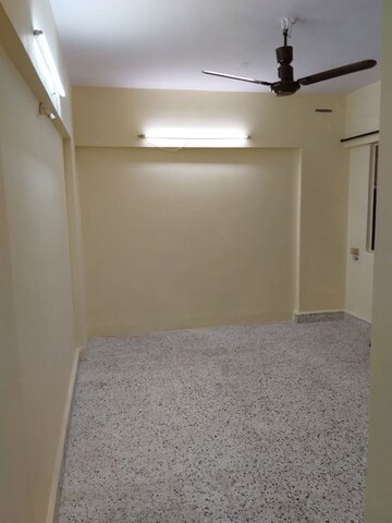 Room in 2 BHK Apartment at Lok Upvan Apartment Phase 2, Vasant Vihar – for Rent