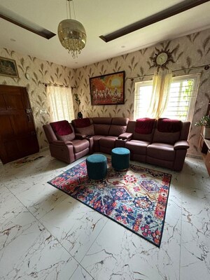 Living Room in 4 BHK Villa at Avenue Road – for Sale