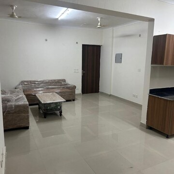 Room in 3 BHK Apartment at Sector 02 – for Rent
