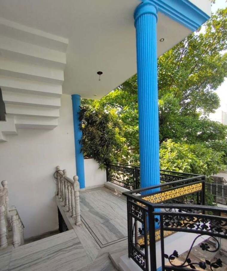 Balcony, gomti nagar 2 Bedroom 1700 Sq.Ft. Independent House In Gomti Nagar Lucknow 10056130