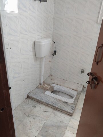 Bathroom in 3 BHK Apartment at Sector 21c – for Rent