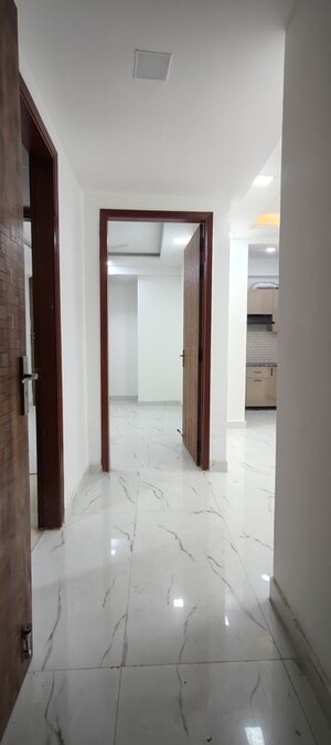 Room in 2 BHK Builder Floor at Chattarpur – for Rent