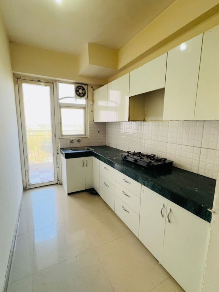 Kitchen, shree-vardhman-green-court 2 Bedroom 690 Sq.Ft. Apartment In Sector 90 Gurgaon 10056207