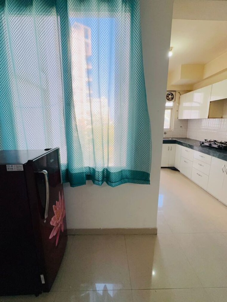 Kitchen, shree-vardhman-green-court 2 Bedroom 690 Sq.Ft. Apartment In Sector 90 Gurgaon 10056207