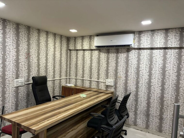 Team Area, science city Commercial Office Space 1175 Sq.Ft. In Science City Ahmedabad 10056209