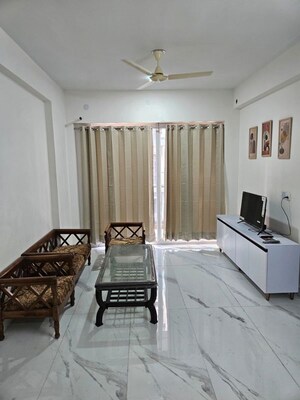 Team Area in 3.5 BHK Apartment at Smart World 79, Sector 79 – for Rent