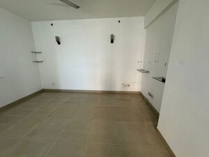 Room in 2 BHK Apartment at Alphacorp Gurgaon One 84, Sector 84 – for Rent