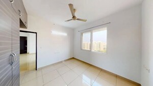 Room in 2 BHK Apartment at Prestige Ferns Residency, Harlur – for Sale