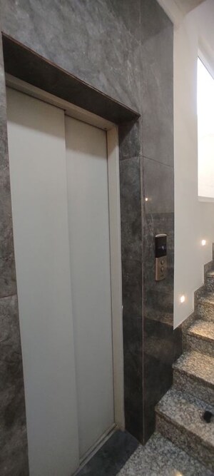 Building Lobby in 3 BHK Apartment at Safdarjung Enclave – for Sale