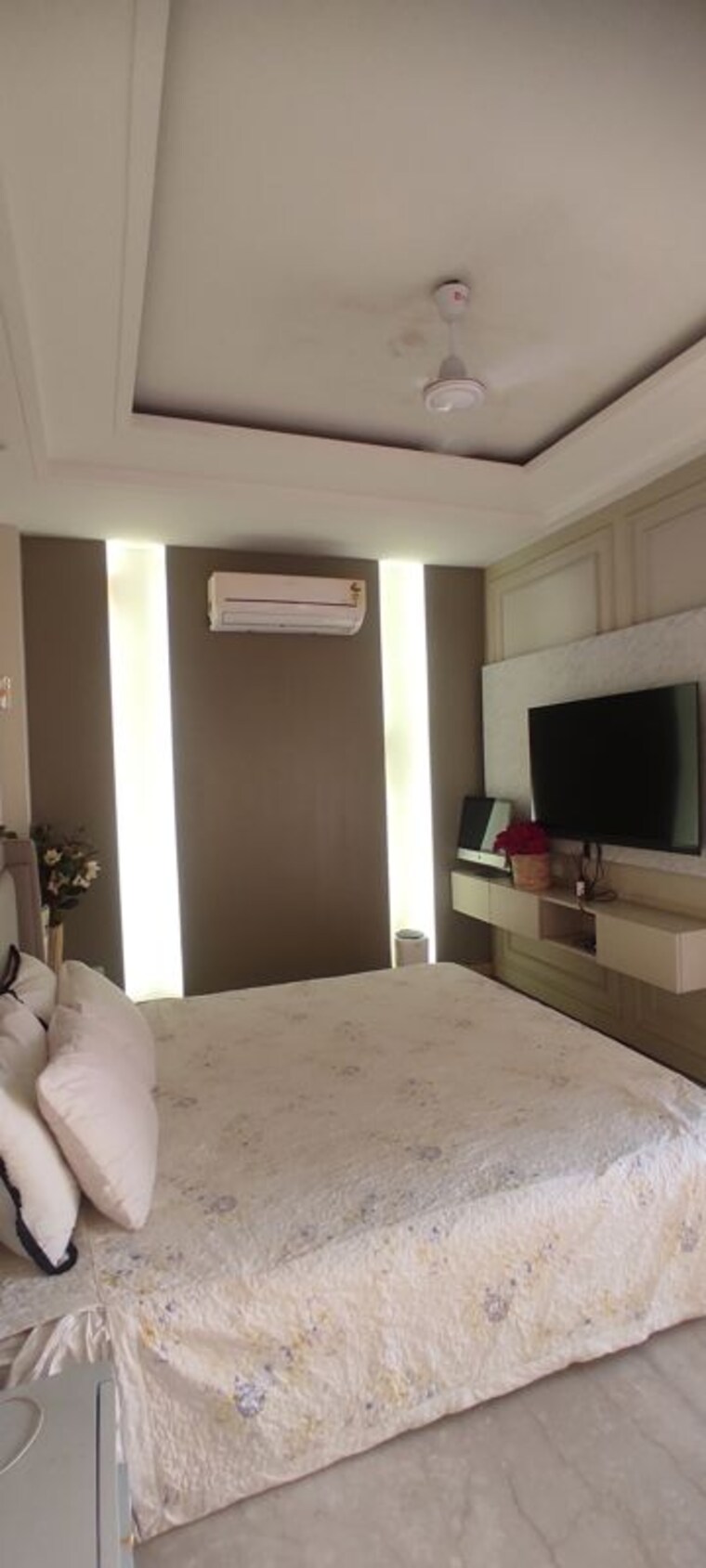 Bedroom, safdarjung enclave 3 Bedroom 1600 Sq.Ft. Apartment In Safdarjung Enclave Delhi 10056247