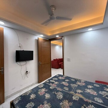 Bedroom in 1 BHK Builder Floor at Saket – for Rent