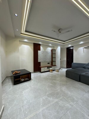 Living Room in 3 BHK Builder Floor at Palm Residency Chhatarpur, Chattarpur – for Rent