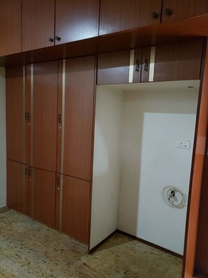 Room in 6 BHK Villa at Hill Ridge Springs, Gachibowli – for Rent