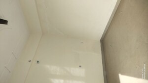 Room in 1 BHK Apartment at Gomti Nagar – for Rent