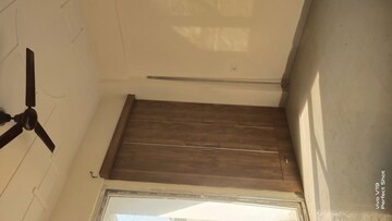 Furnished Amenities in 1 BHK Apartment at Gomti Nagar – for Rent