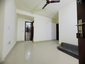 Room in 1 BHK Builder Floor at Chattarpur – for Rent