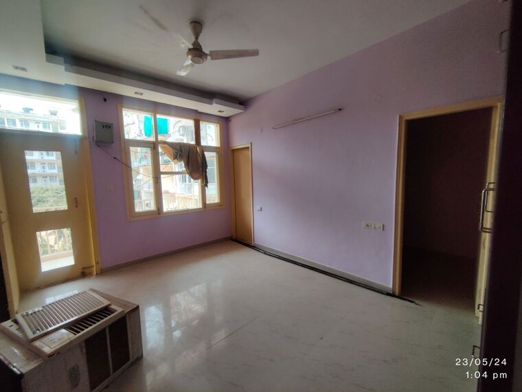 Room, ambala highway 2 Bedroom 1250 Sq.Ft. Apartment In Ambala Highway Zirakpur 10056272