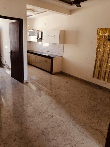 3 BHK Builder Floor For Rent in Dhakoli