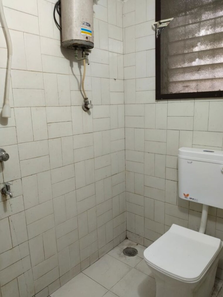Bathroom, aban-park 1 Bedroom 450 Sq.Ft. Apartment In Dhokali Thane 10056279