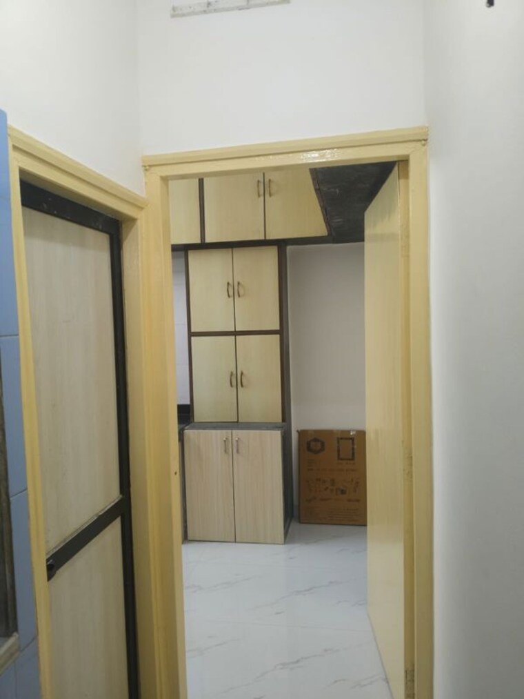 Room, brightland-phase-1-chs 1 Bedroom 450 Sq.Ft. Apartment In Balkum Pada Thane 10056280