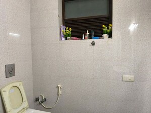 Bathroom in 2.5 BHK Builder Floor at Sector 31 – for Rent