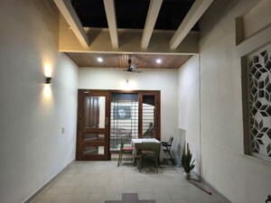 Staircase in 2.5 BHK Builder Floor at Sector 31 – for Rent