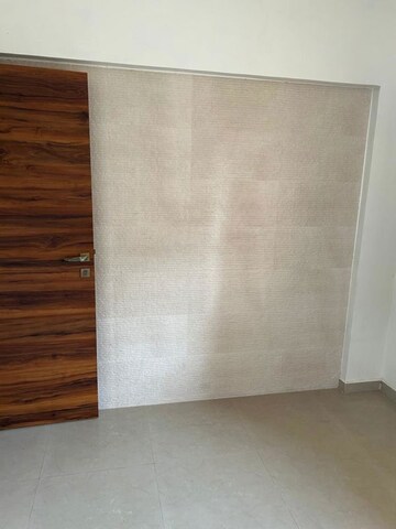 Room in 2 BHK Apartment at NG Park, Dahisar East – for Rent