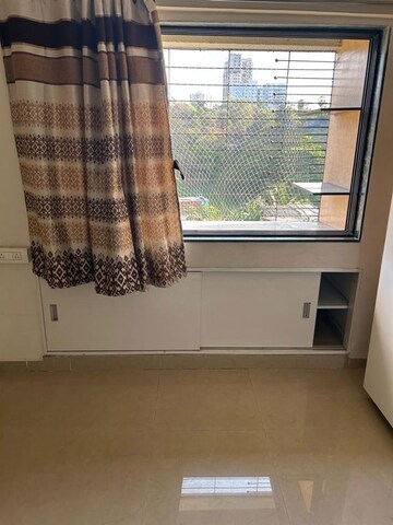 Room in 2 BHK Apartment at NG Park, Dahisar East – for Rent