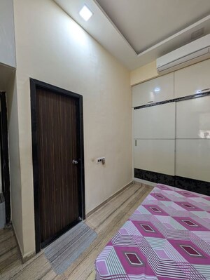 Room in 2 BHK Apartment at Larkins Pride Palms, Kolshet Road – for Sale