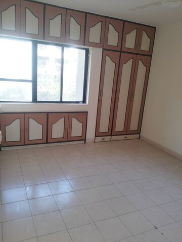 Room in 3.5 BHK Villa at Dorabjee Paradise Building A&B Condominium, Mohammadwadi – for Rent