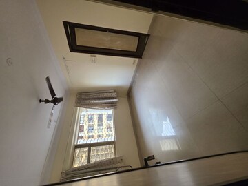 Room in 1 BHK Apartment at Agarwal Trinity Towers, Malad West – for Rent