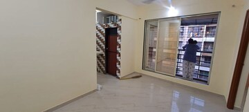 Room in 2 BHK Apartment at Pranjee Garden City, Katrap – for Rent