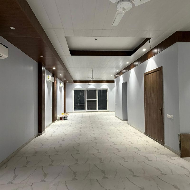 Office Space For Rent in Sector 18