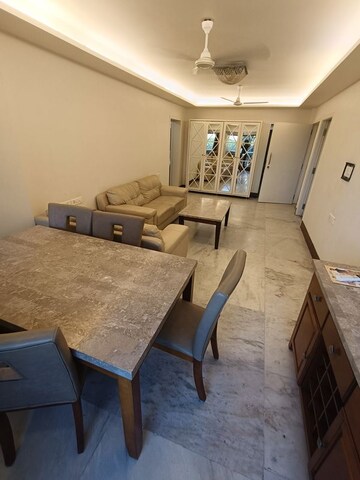 Master Bedroom in 3 BHK Apartment at Dharam Jyot CHS, Juhu – for Rent