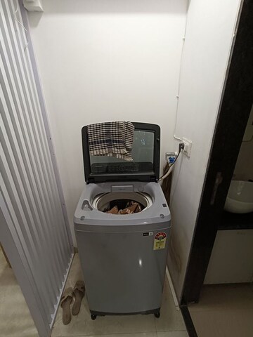 Bathroom in 1 BHK Apartment at Platinum Casa Millennia, Andheri West – for Rent