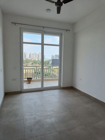 Room in 4 BHK Apartment at SS The Leaf, Sector 85 – for Rent