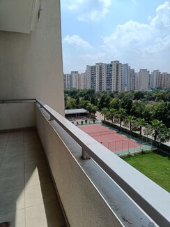 4 BHK + Extra Room Apartment For Rent in SS The Leaf