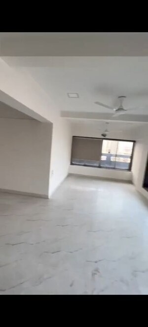 Room in 3 BHK Apartment at Clifton Apartment, Andheri West – for Rent