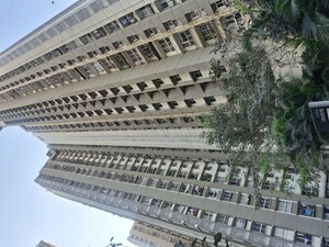2 BHK Apartment For Rent in Lodha Amara Tower 23, Kolshet Road