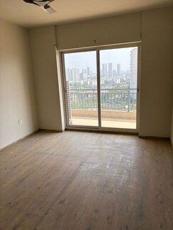 3 BHK + Servant Room Apartment For Sale in DLF New Town Heights I